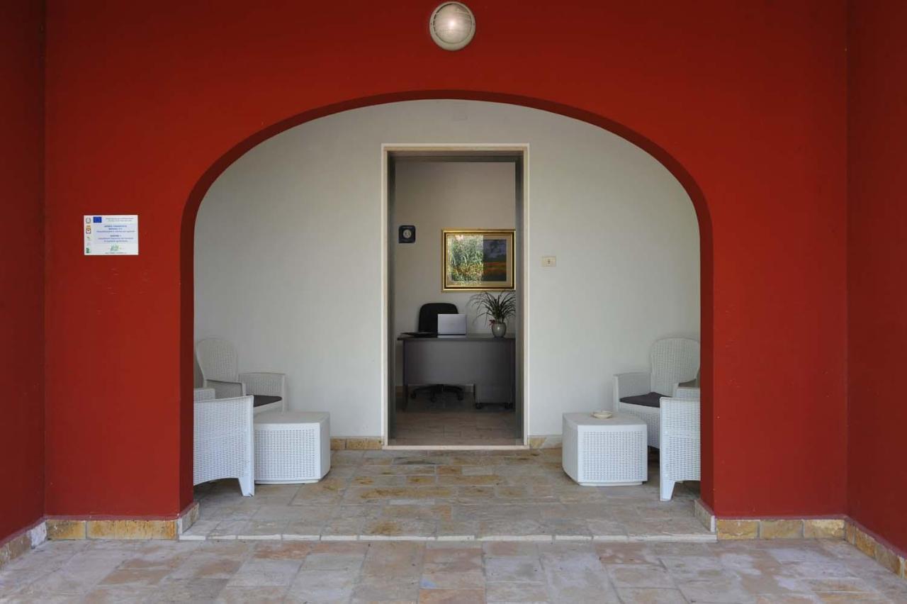 Agriturismo Caranna トッレ・ラピッロ エクステリア 写真