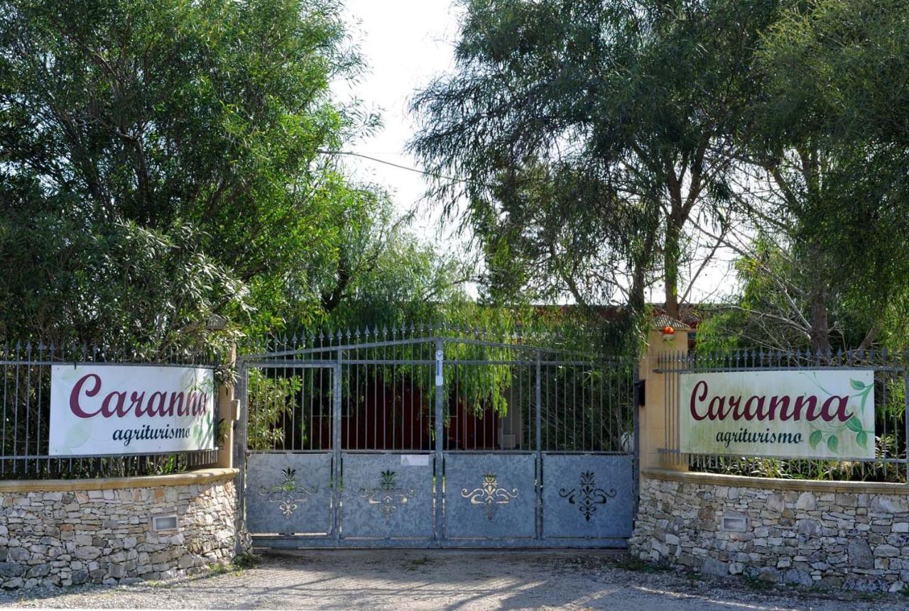 Agriturismo Caranna トッレ・ラピッロ エクステリア 写真