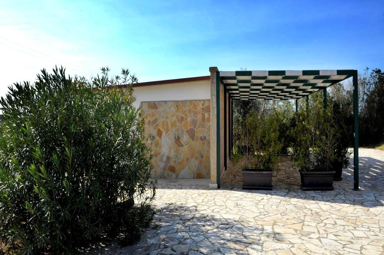 Agriturismo Caranna トッレ・ラピッロ エクステリア 写真