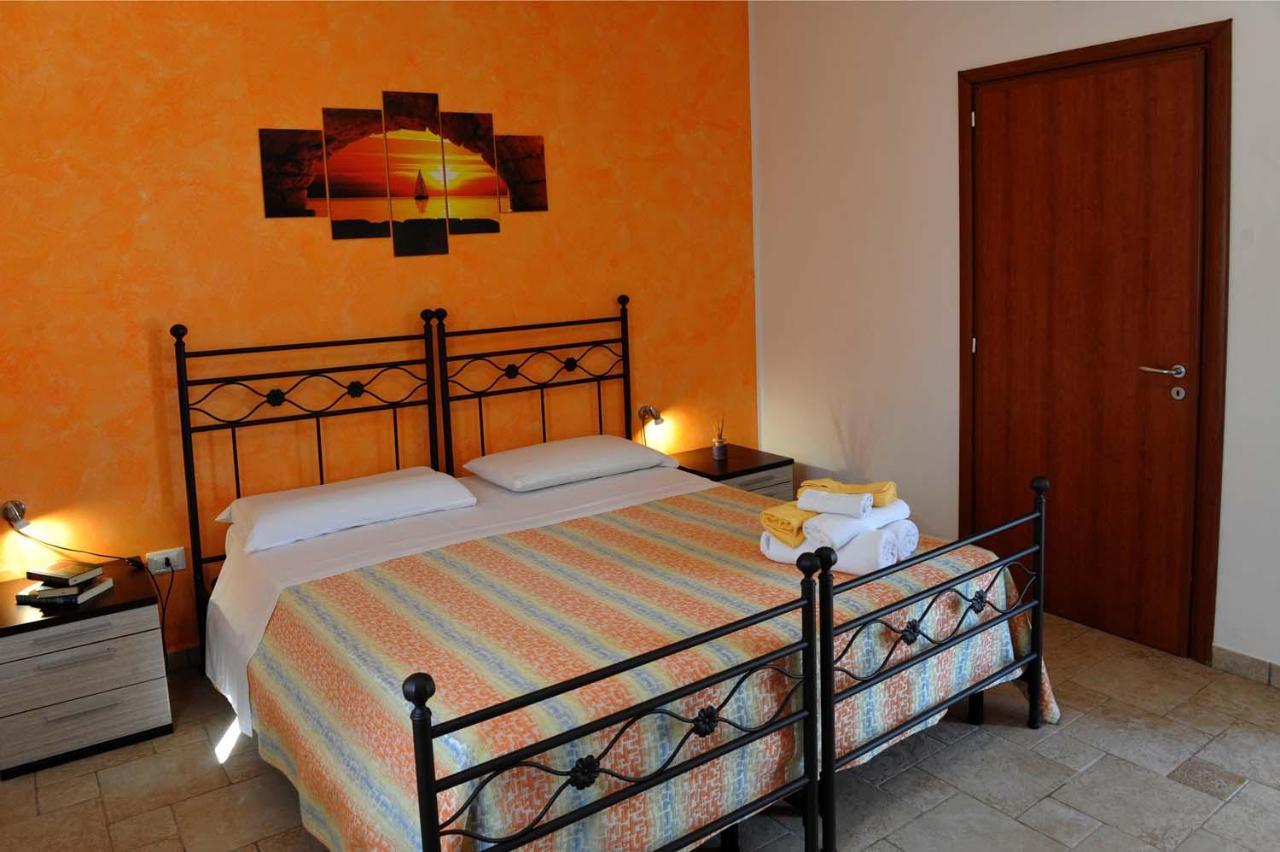 Agriturismo Caranna トッレ・ラピッロ エクステリア 写真