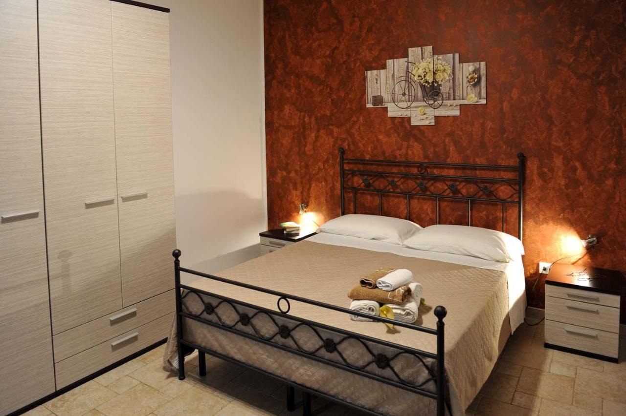 Agriturismo Caranna トッレ・ラピッロ エクステリア 写真