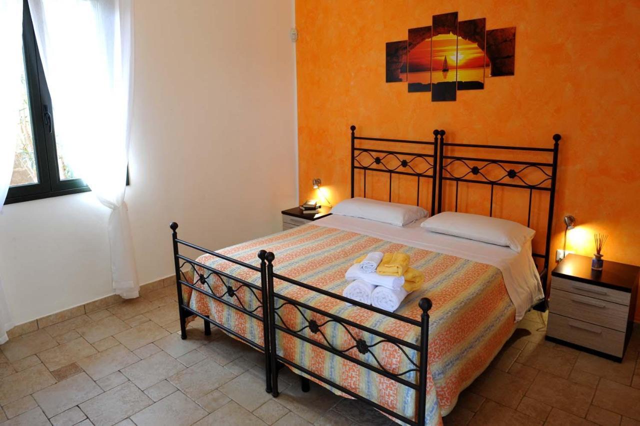 Agriturismo Caranna トッレ・ラピッロ エクステリア 写真