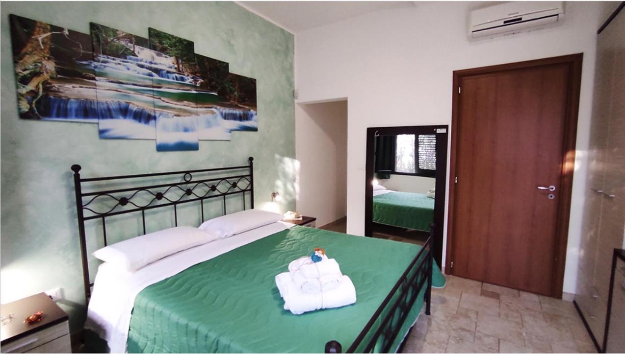 Agriturismo Caranna トッレ・ラピッロ エクステリア 写真