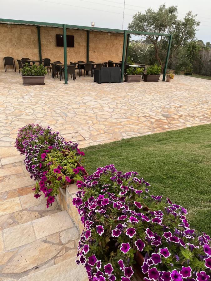 Agriturismo Caranna トッレ・ラピッロ エクステリア 写真