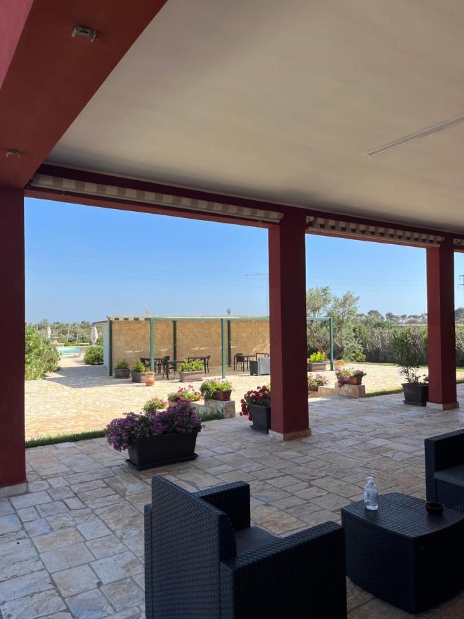 Agriturismo Caranna トッレ・ラピッロ エクステリア 写真